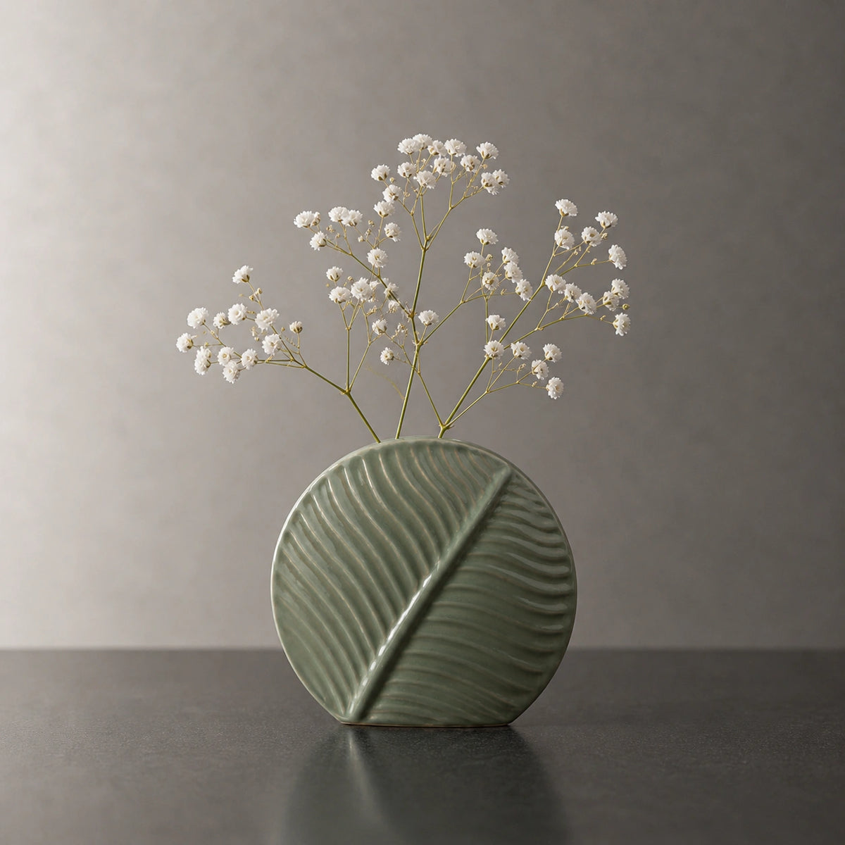 Vase en céramique - design feuille verte, Iris