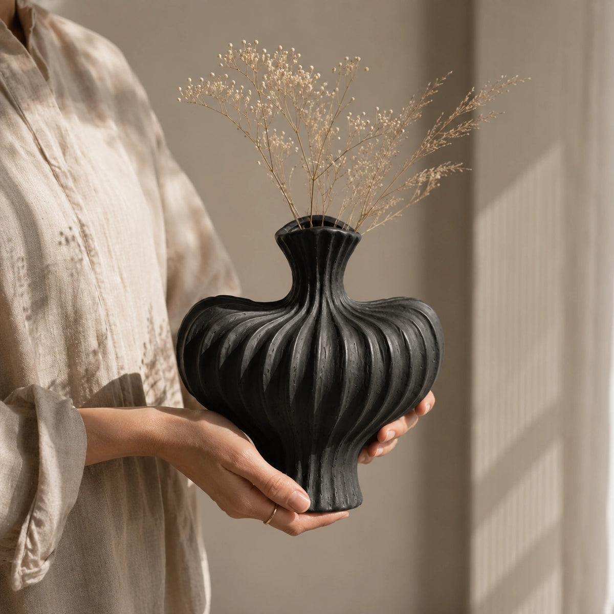 Vase en plastique original - Élégant rond, Maelis